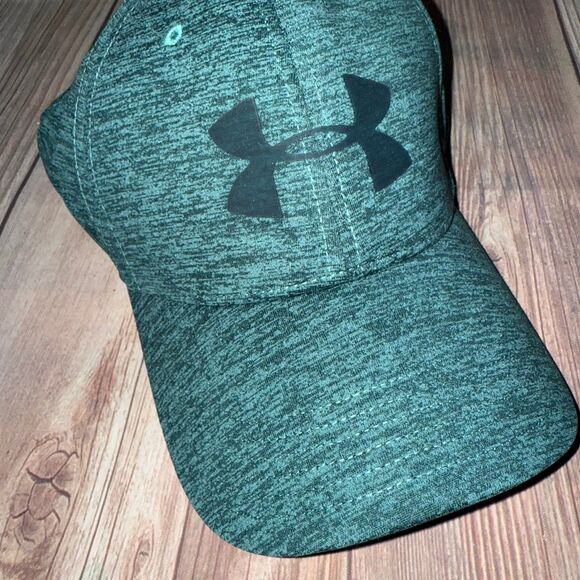 Men’s Under Armour Hat - Picture 1 of 5